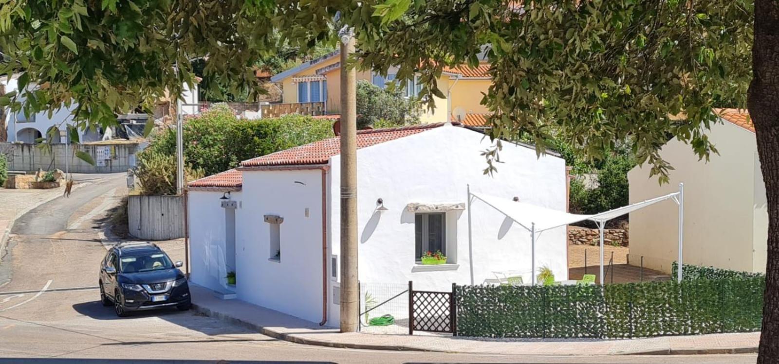 Lo Stazzo Della Dottoressa Enas Buitenkant foto